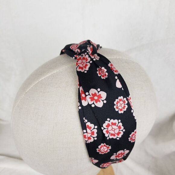 Floral Wide Band Headband - Picture 2 of 4